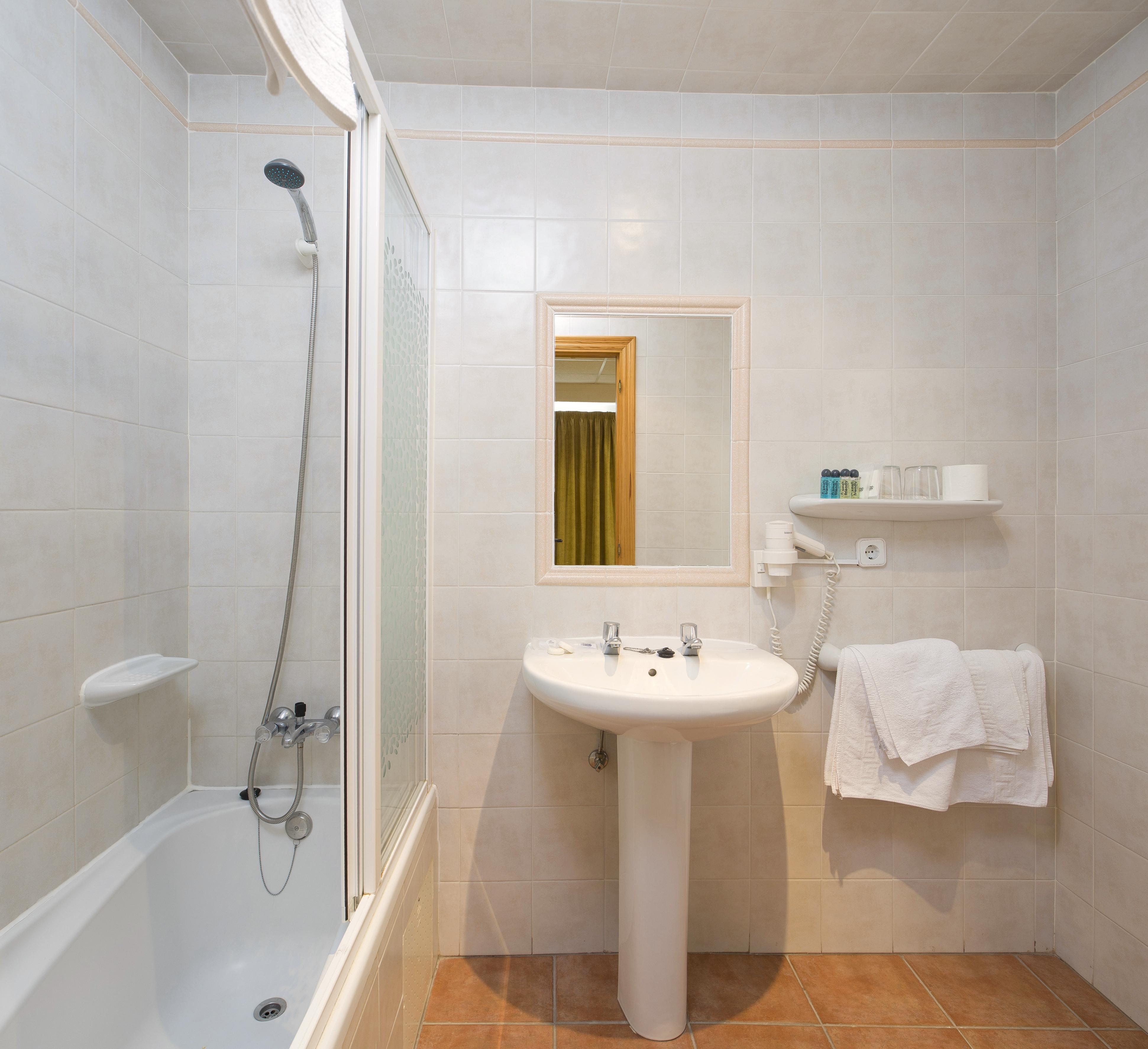Hostal Adelino Сан-Антонио-Абад Экстерьер фото
